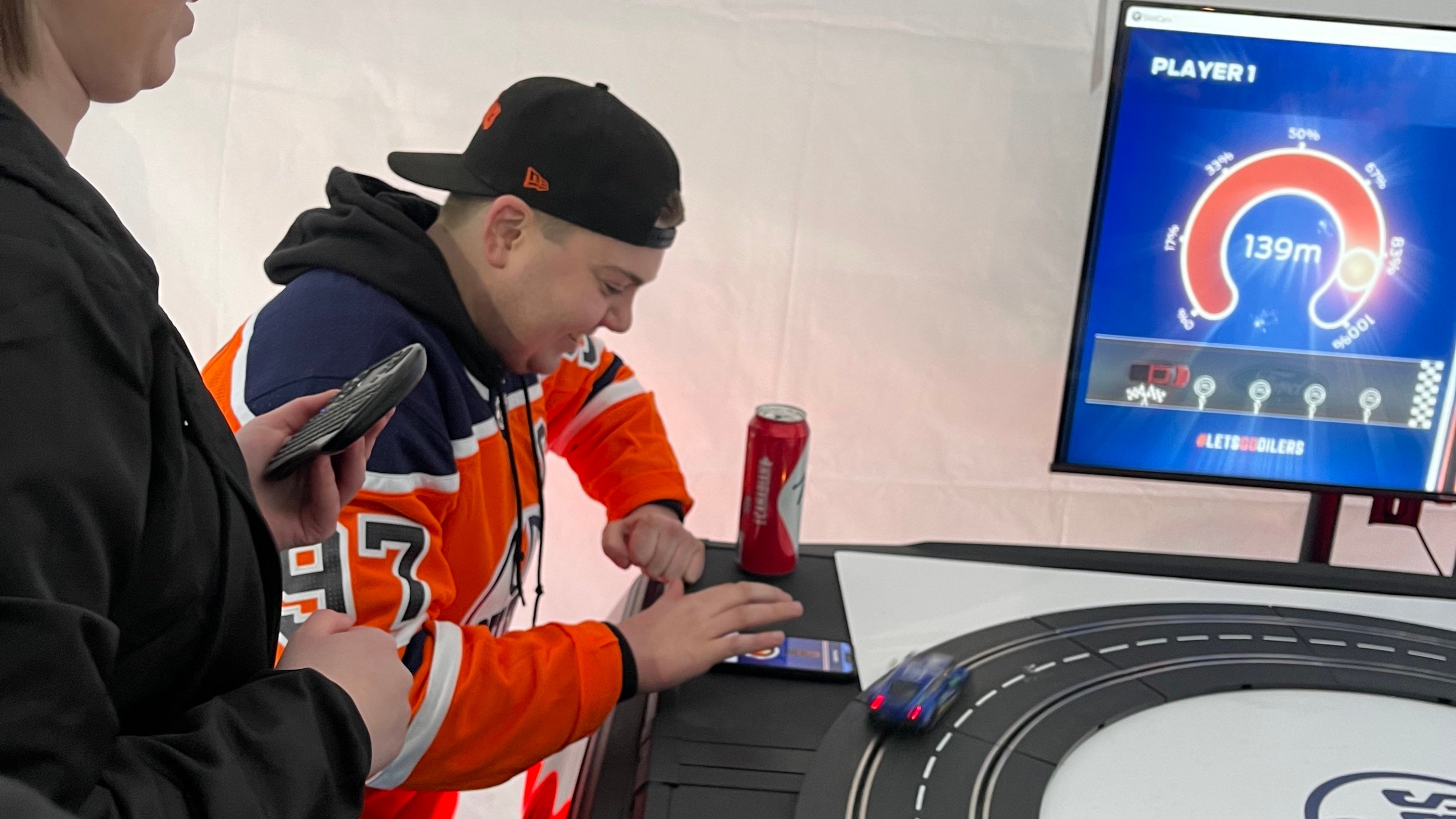 slot-cars-stand-2